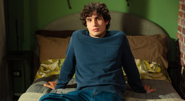 In Vetrina Anticipazioni Un Posto al Sole: ricovero d’urgenza, è colpa di Gagliotti