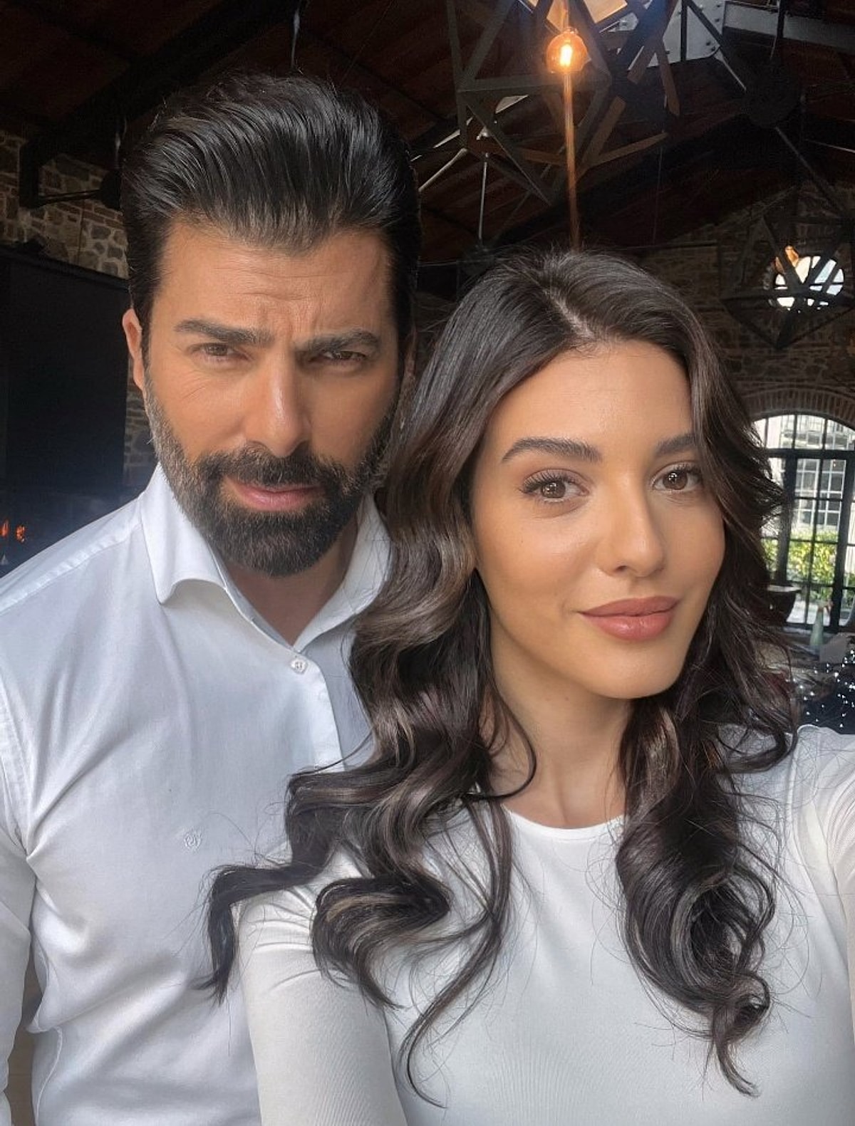 “Kapıyı Kilitliyorlardı”: Cenk Torun’un Rol Arkadaşıyla Sette Yasak Aşk Yaşadığı İddiasına Dair Şok İtiraflar!