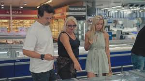 Bom barst tussen Denise en Monique in De Hanslers: ‘Pleur lekker in elkaar’